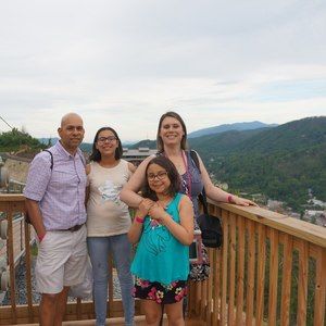 Meet your Posher, Stacy